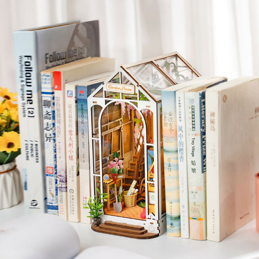 Book Stand Cottage Greenhouse Creative Desktop Decoration Hand-assembled